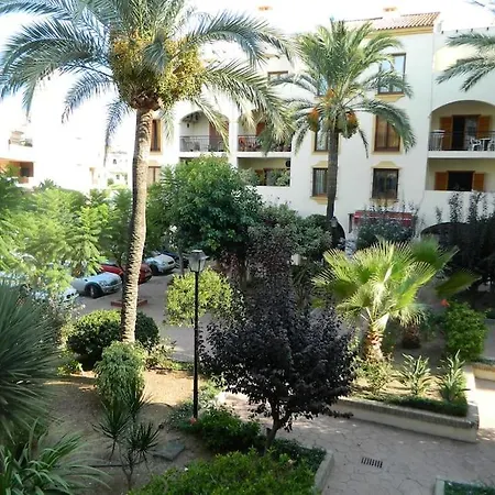 Duquesa 'penthouse' Large Apt Close To Port/beach Apartamento Manilva