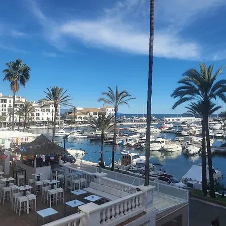 Duquesa 'penthouse' Large Apt Close To Port/beach Apartamento Manilva